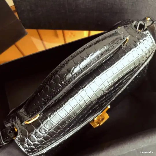 HANDLE TOP BAG YSL CASSANDRA MINI 0527